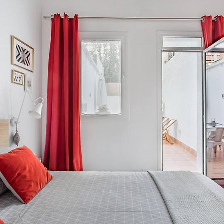 Stylish Apartment With Terrace For Couple Or Family Barcellona Esterno foto